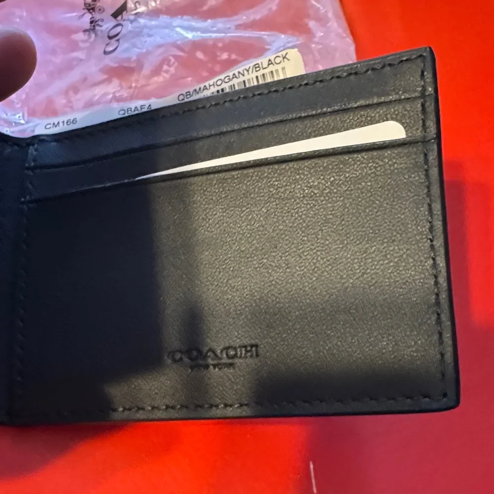 Coach Black Pebble Leather Compact Billfold Money Clip